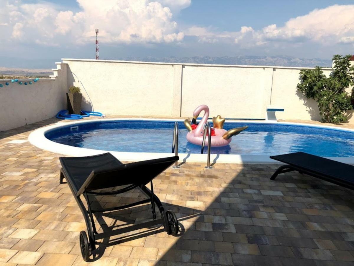 Apartman Matej With Pool Povljana Exteriör bild